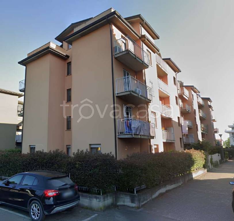 appartamento in vendita a Cassano d'Adda