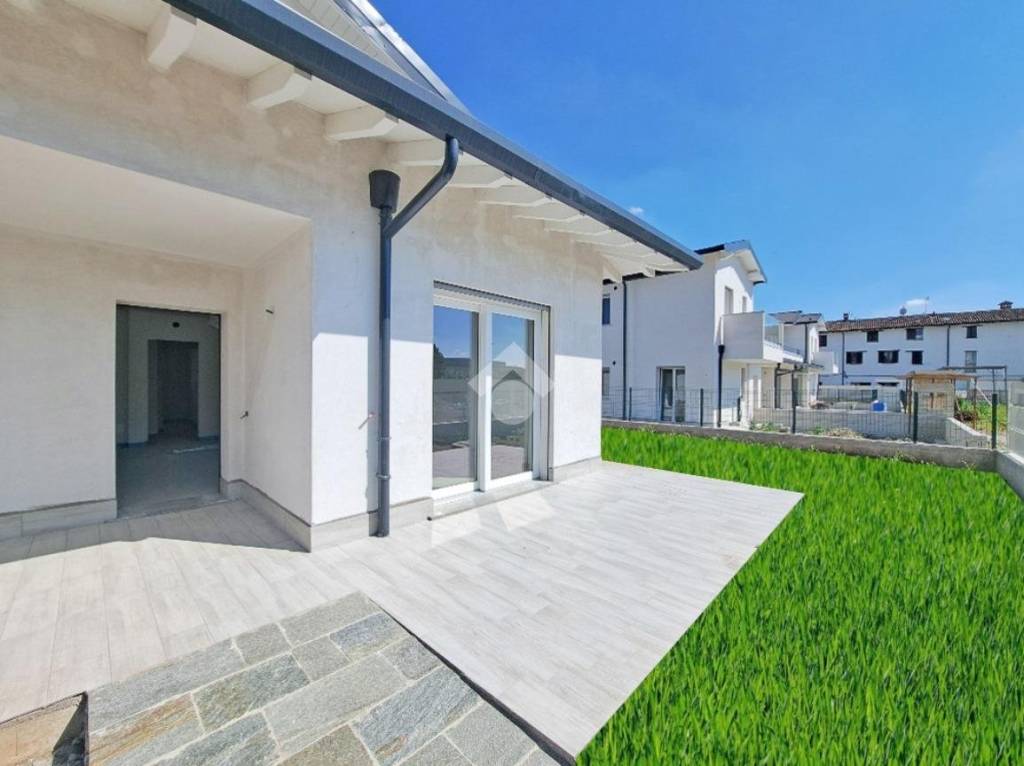 casa indipendente in vendita a Cassano d'Adda