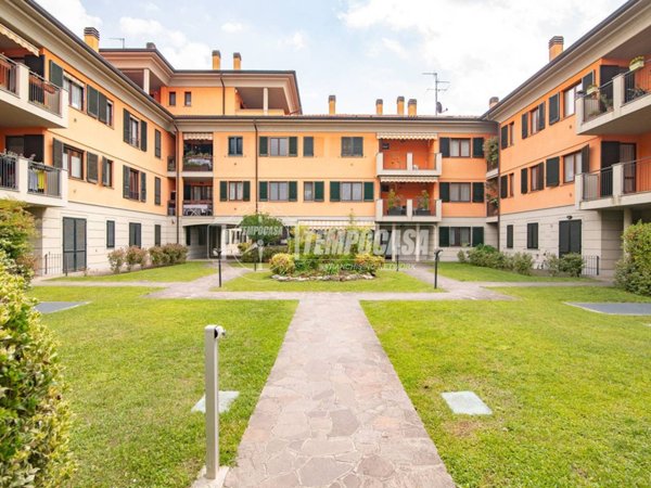 appartamento in vendita a Cassano d'Adda in zona Groppello d'Adda