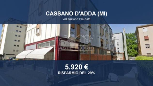 negozio in vendita a Cassano d'Adda