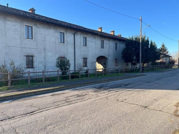 appartamento in vendita a Cassano d'Adda in zona Cascine San Pietro