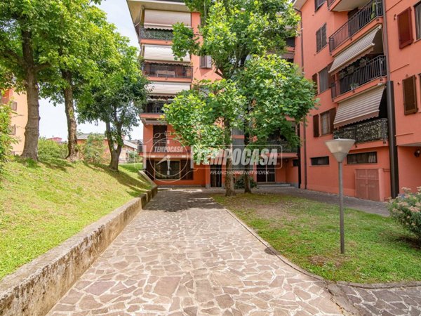 appartamento in vendita a Cassano d'Adda in zona Groppello d'Adda
