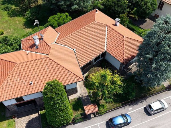 casa indipendente in vendita a Cassano d'Adda in zona Groppello d'Adda