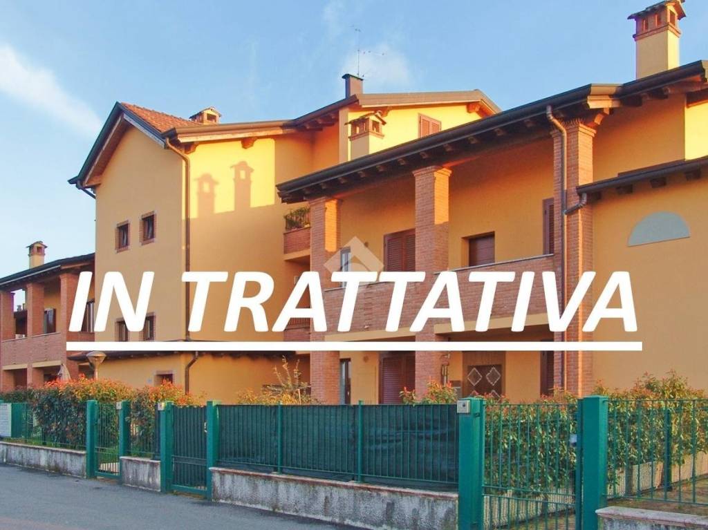 appartamento in vendita a Cassano d'Adda in zona Cascine San Pietro