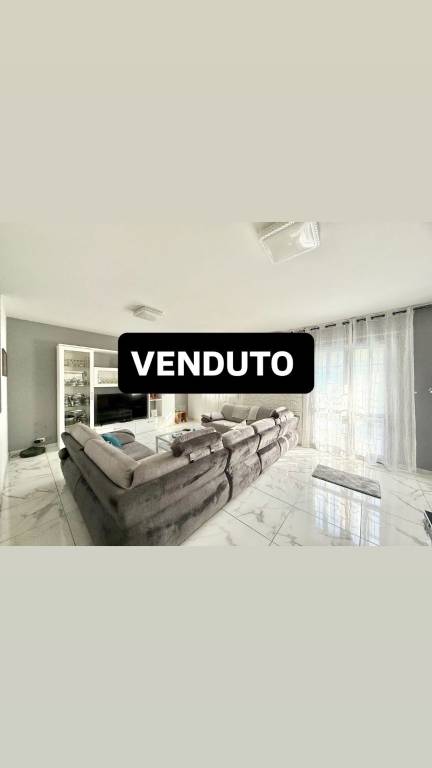 casa indipendente in vendita a Cassano d'Adda in zona Cascine San Pietro