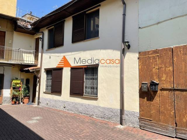 appartamento in vendita a Cassano d'Adda in zona Groppello d'Adda