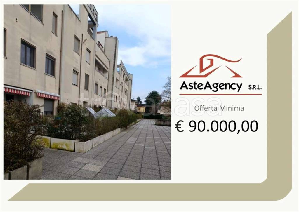 appartamento in vendita a Cassano d'Adda in zona Cascine San Pietro