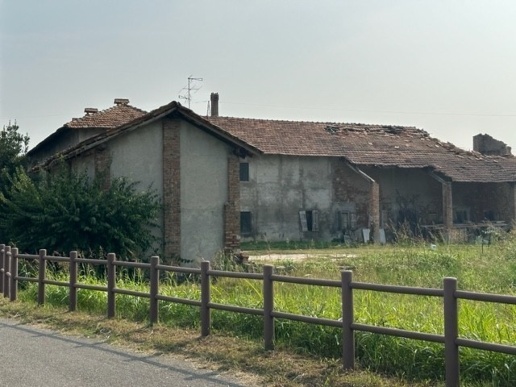 appartamento in vendita a Cassano d'Adda in zona Cascine San Pietro