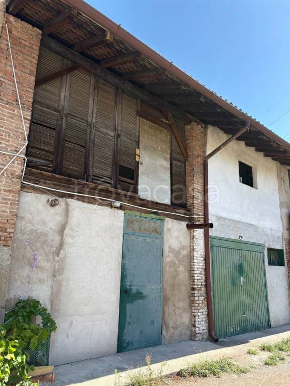 casa indipendente in vendita a Cassano d'Adda in zona Cascine San Pietro