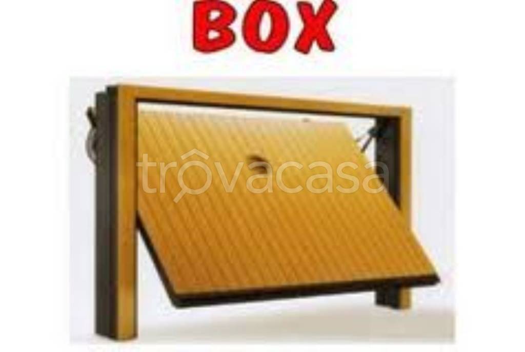 box auto in vendita a Cassano d'Adda in zona Groppello d'Adda