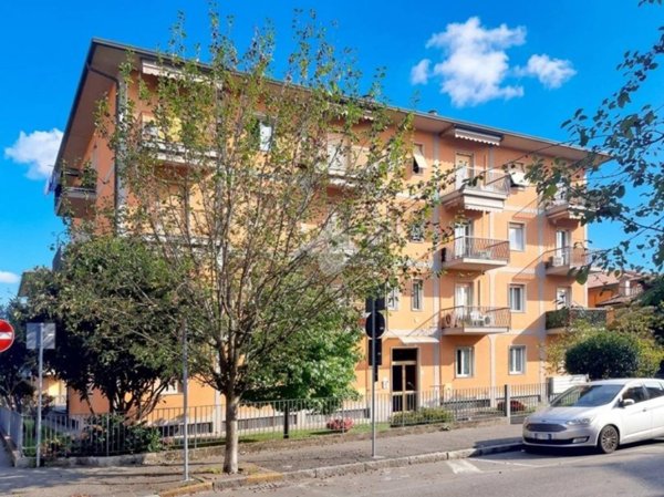 appartamento in vendita a Cassano d'Adda in zona Groppello d'Adda