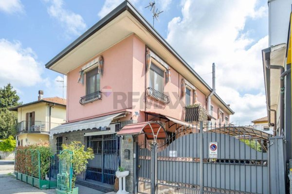 appartamento in vendita a Cassano d'Adda in zona Groppello d'Adda