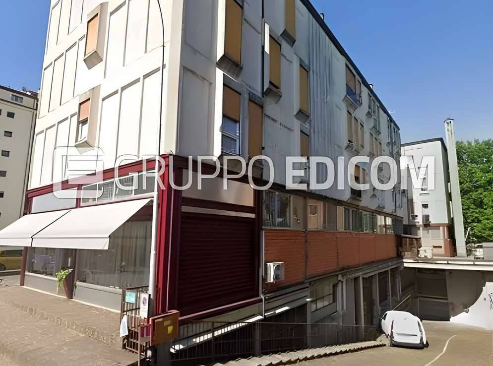 appartamento in vendita a Cassano d'Adda in zona Groppello d'Adda