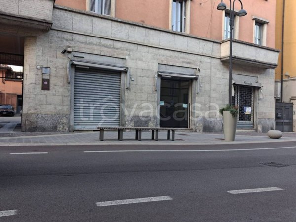 appartamento in vendita a Cassano d'Adda in zona Groppello d'Adda