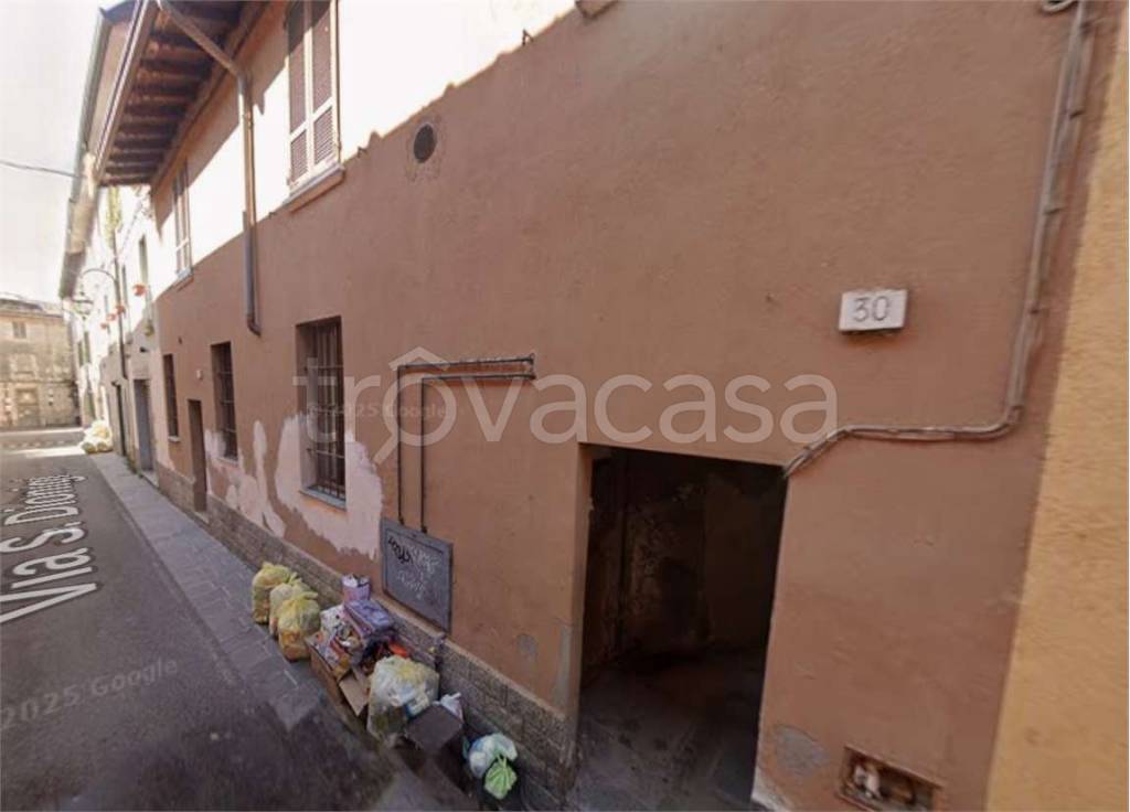 appartamento in vendita a Cassano d'Adda in zona Groppello d'Adda