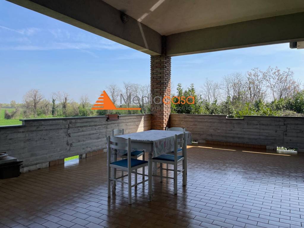appartamento in vendita a Cassano d'Adda in zona Cascine San Pietro