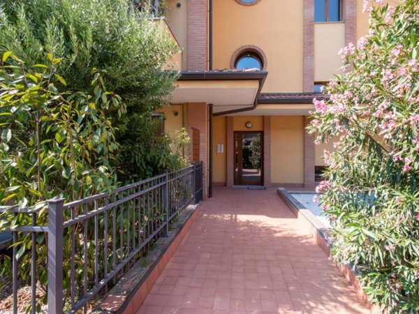 appartamento in vendita a Cassina de' Pecchi in zona Sant'Agata Martesana