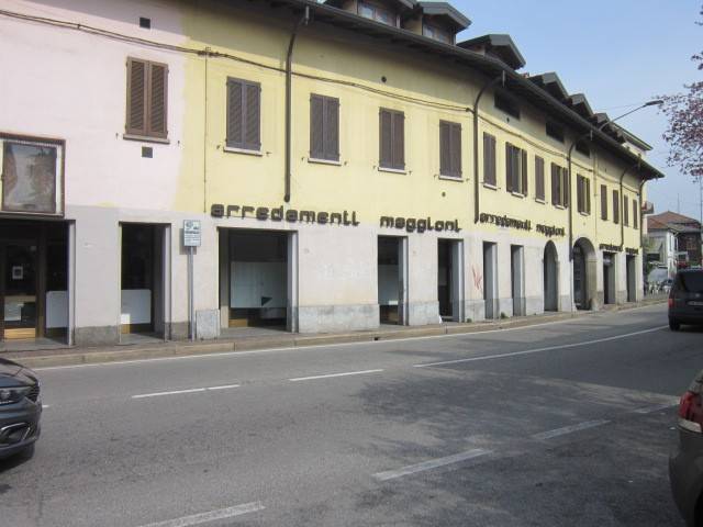 negozio in vendita a Cassina de' Pecchi
