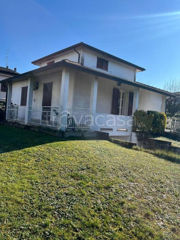 casa indipendente in vendita a Cassina de' Pecchi