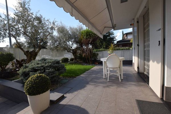 casa indipendente in vendita a Cassina de' Pecchi
