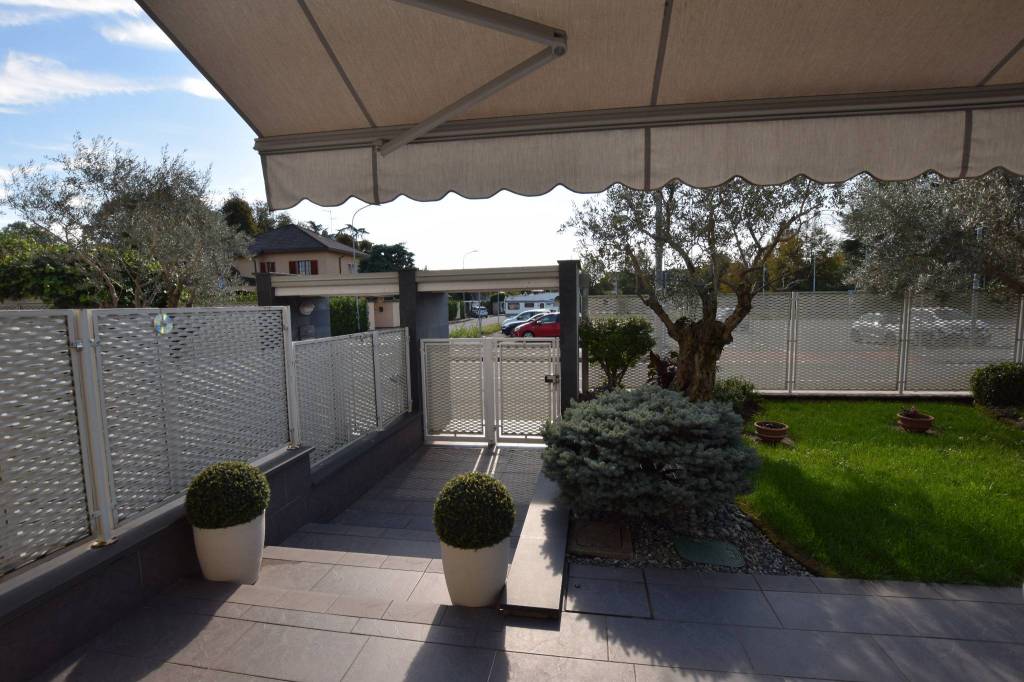 casa indipendente in vendita a Cassina de' Pecchi