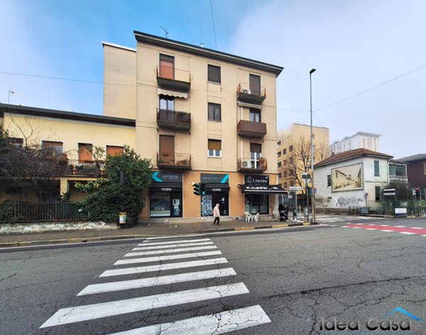 negozio in vendita a Cassina de' Pecchi