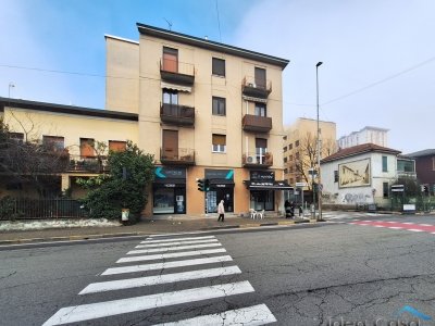 negozio in vendita a Cassina de' Pecchi