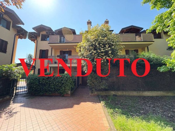 appartamento in vendita a Cassina de' Pecchi in zona Sant'Agata Martesana