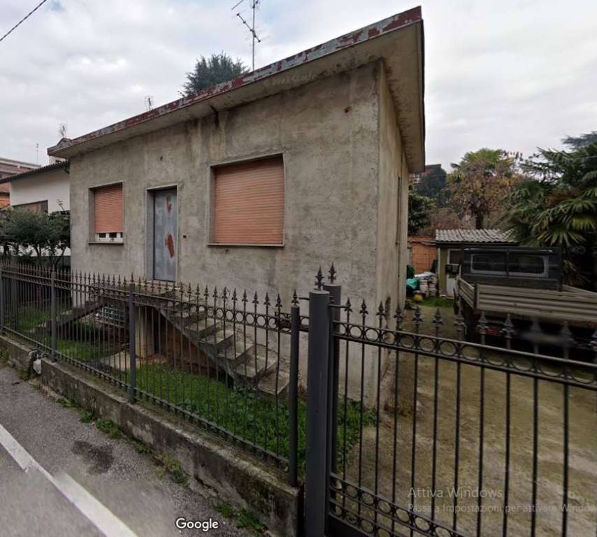 casa indipendente in vendita a Cassina de' Pecchi