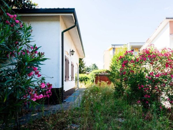 casa indipendente in vendita a Cassina de' Pecchi