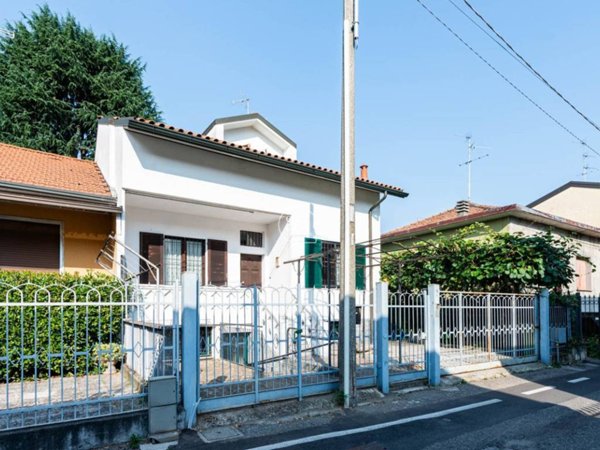 casa indipendente in vendita a Cassina de' Pecchi