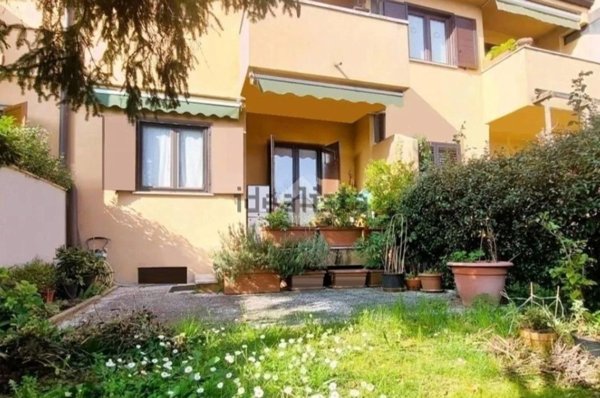casa indipendente in vendita a Cassina de' Pecchi