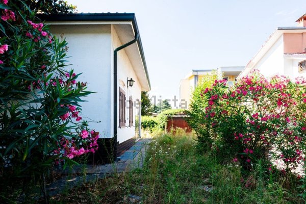 casa indipendente in vendita a Cassina de' Pecchi