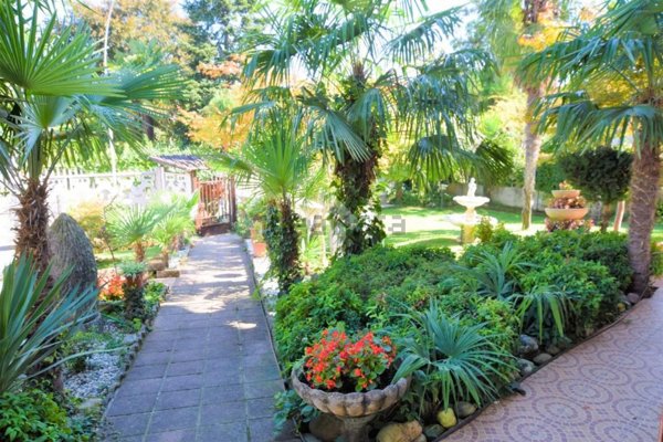 casa indipendente in vendita a Cassina de' Pecchi
