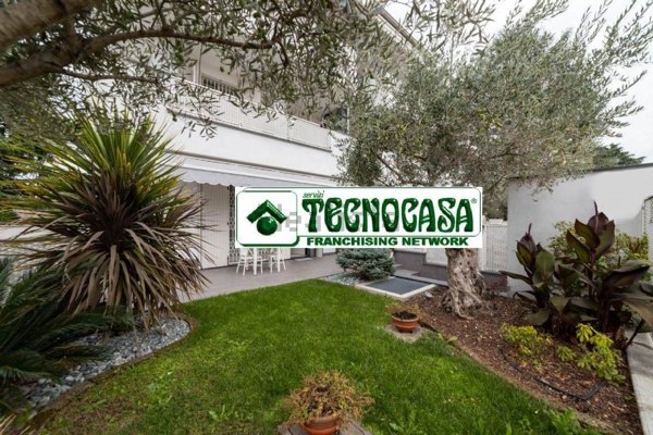 casa indipendente in vendita a Cassina de' Pecchi