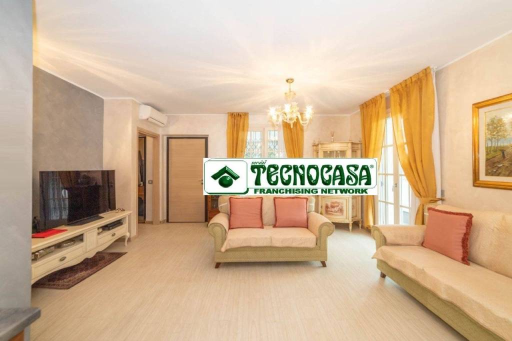 casa indipendente in vendita a Cassina de' Pecchi