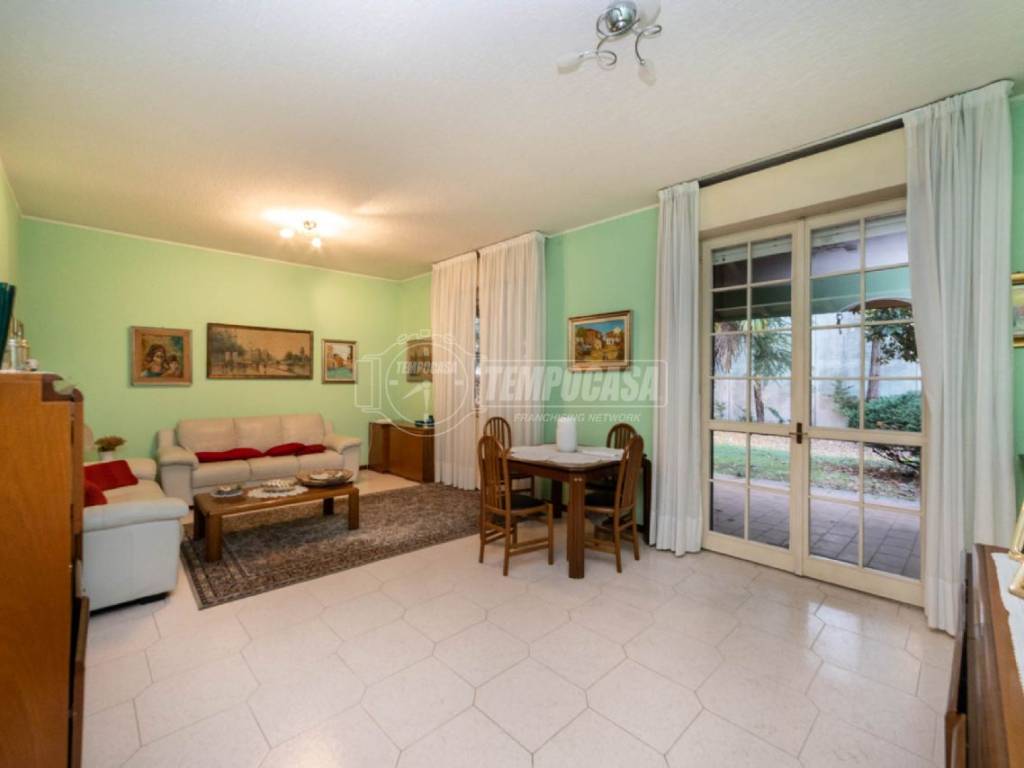 casa indipendente in vendita a Cassina de' Pecchi