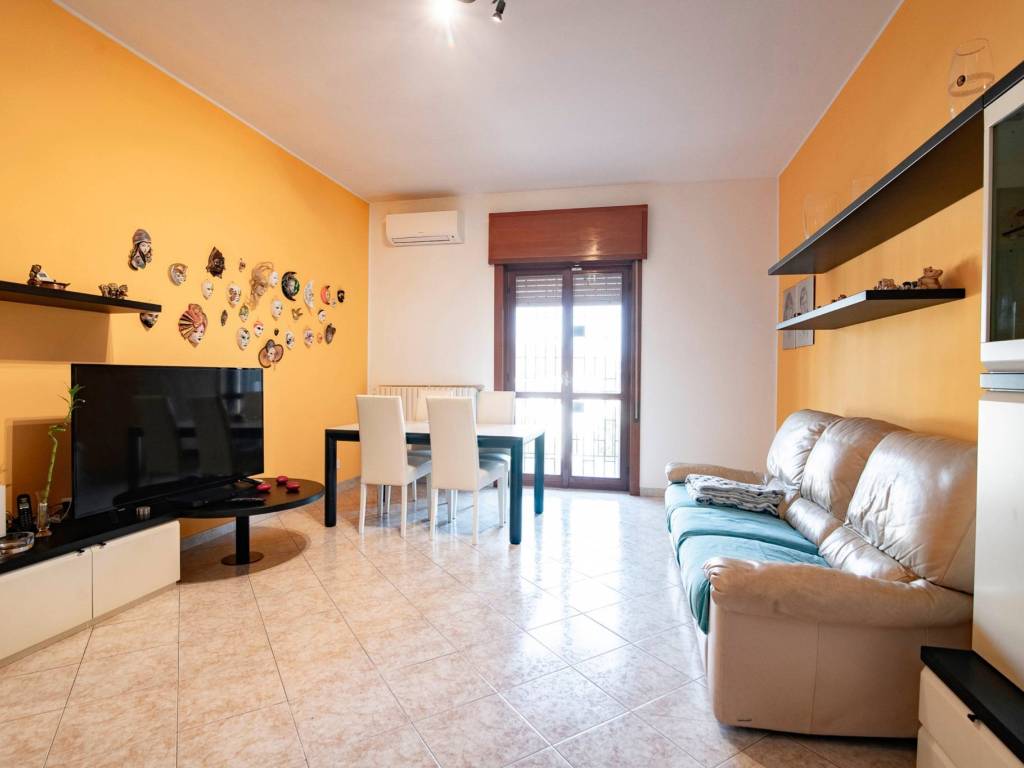 casa indipendente in vendita a Cassina de' Pecchi