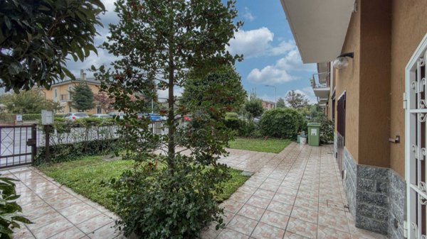 casa indipendente in vendita a Cassina de' Pecchi