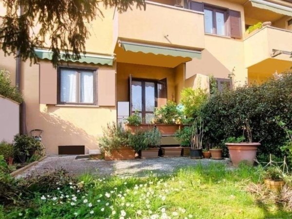 casa indipendente in vendita a Cassina de' Pecchi