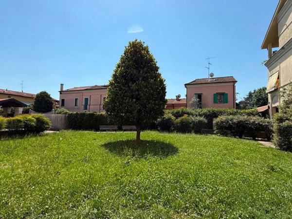 appartamento in vendita a Cassina de' Pecchi in zona Sant'Agata Martesana