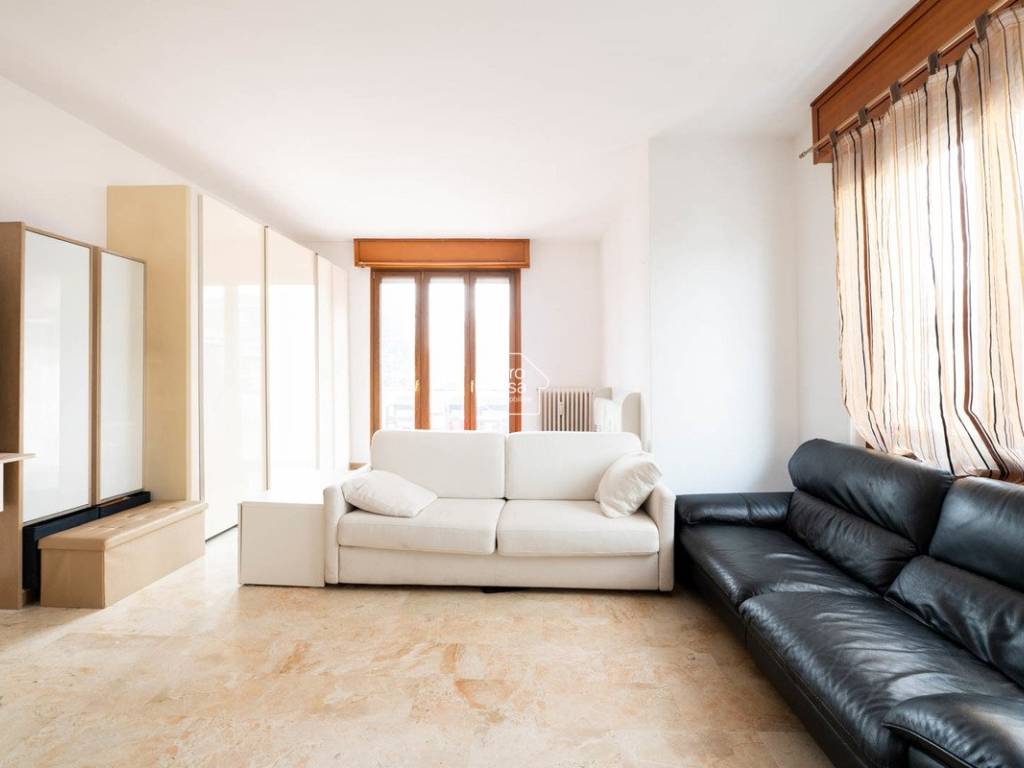 appartamento in vendita a Cassina de' Pecchi in zona Sant'Agata Martesana