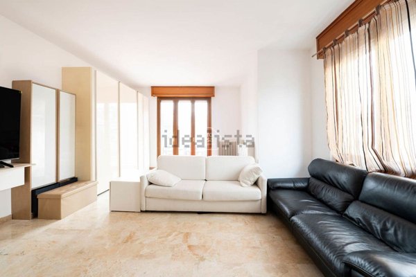 appartamento in vendita a Cassina de' Pecchi in zona Sant'Agata Martesana