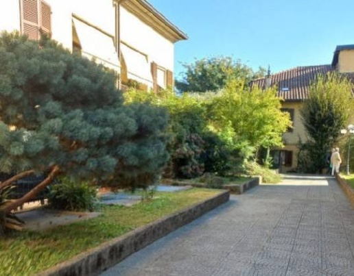 appartamento in vendita a Cassina de' Pecchi in zona Sant'Agata Martesana