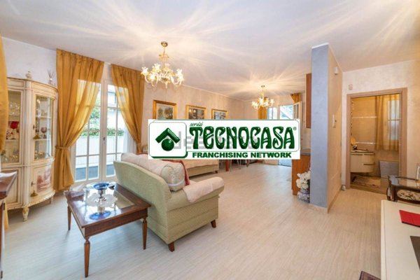 casa indipendente in vendita a Cassina de' Pecchi