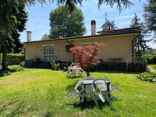 casa indipendente in vendita a Cassina de' Pecchi