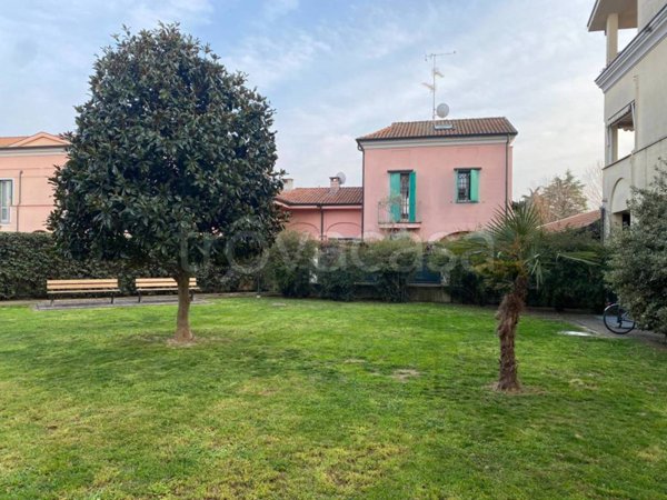 appartamento in vendita a Cassina de' Pecchi in zona Sant'Agata Martesana