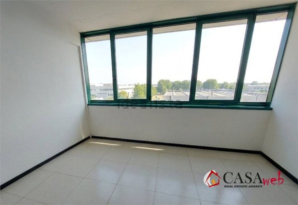ufficio in vendita a Cassina de' Pecchi