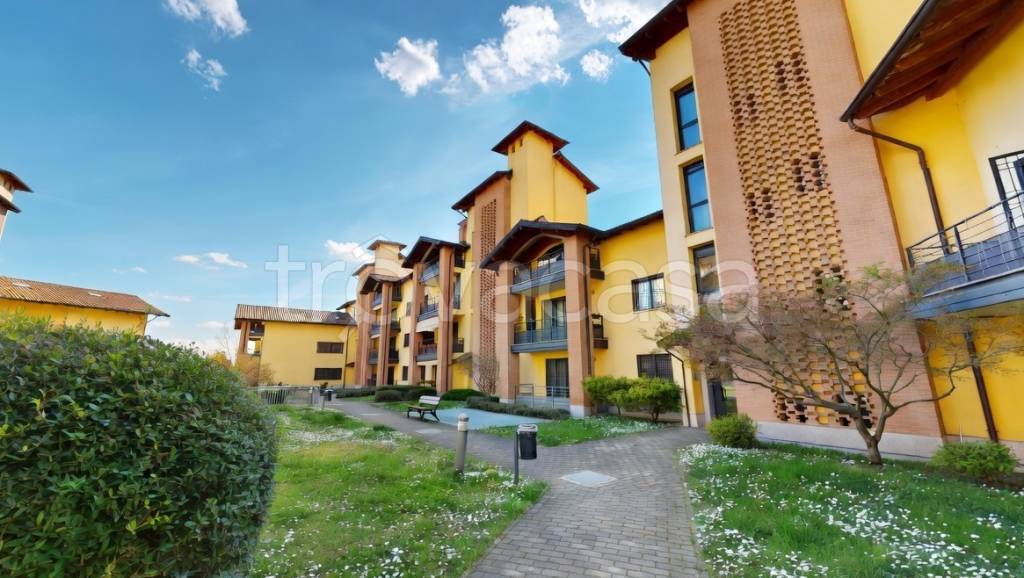 appartamento in vendita a Cassina de' Pecchi in zona Sant'Agata Martesana