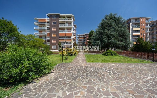 appartamento in vendita a Cassina de' Pecchi in zona Sant'Agata Martesana